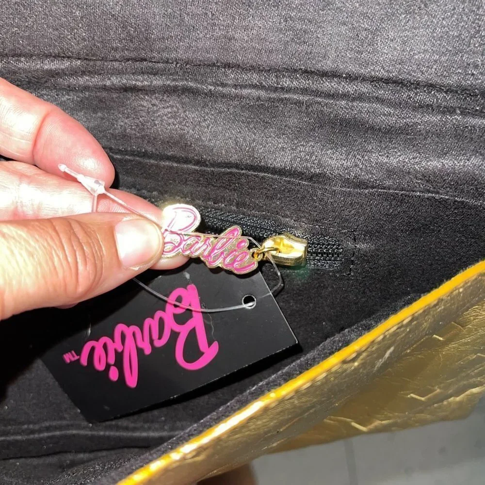 Womens Barbie by Tookata People Gold Envelop Clutch Textured Diamond New